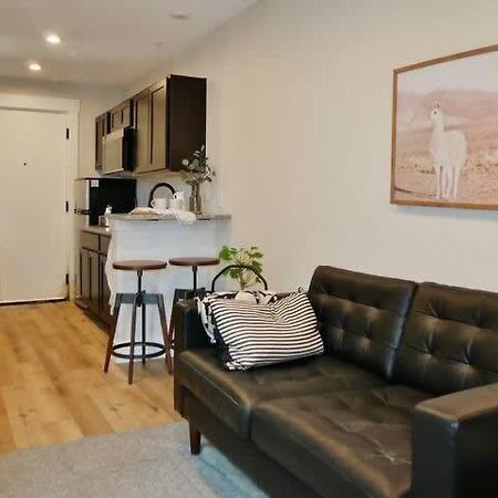 Hip Container Apt - 5 Min Walk To Tiaa Bank 잭슨빌 외부 사진
